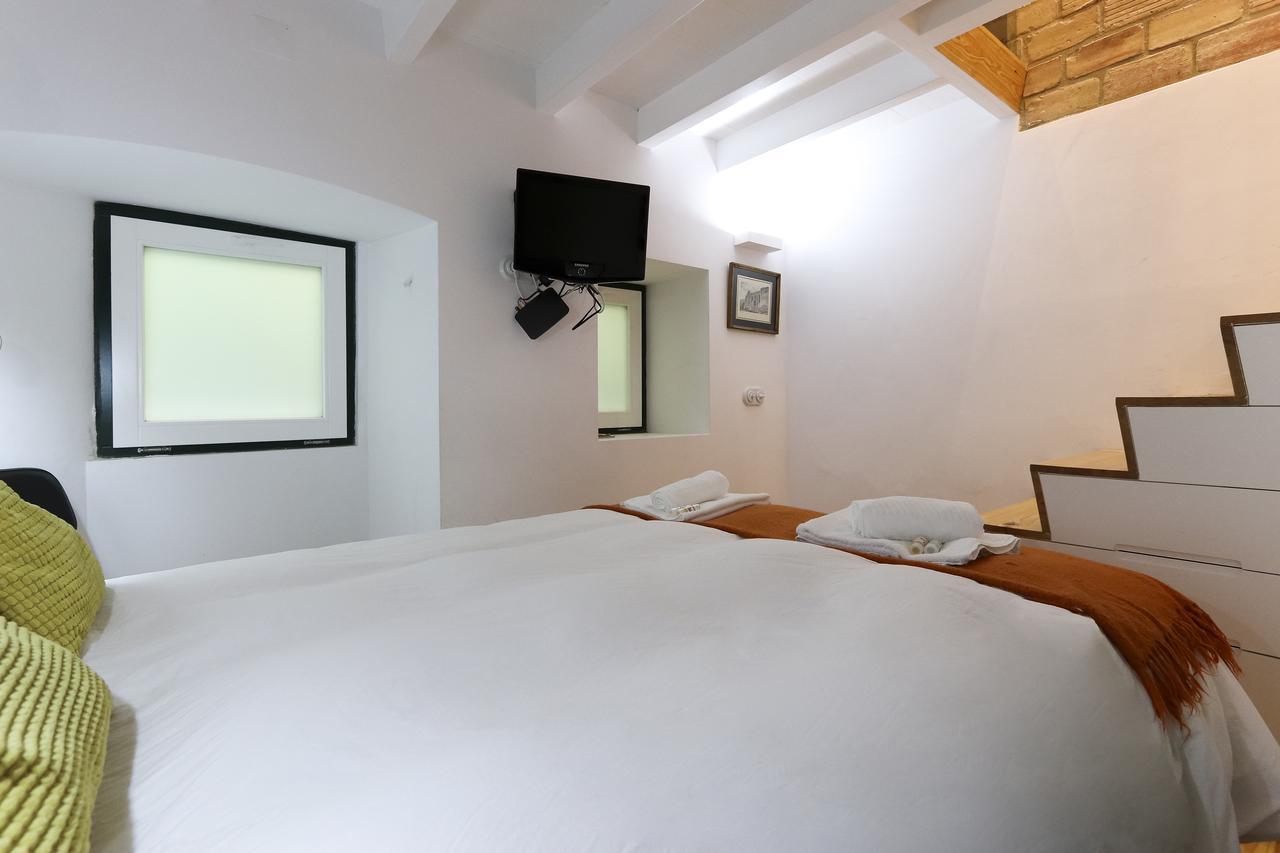 Appartamento Bairro Alto Duplex By Homing Lisbona Esterno foto